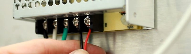 The wiring at the 24VDC power supply